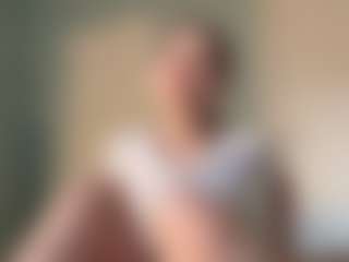 Live-camshow met Kira - Muscle op Camsoda