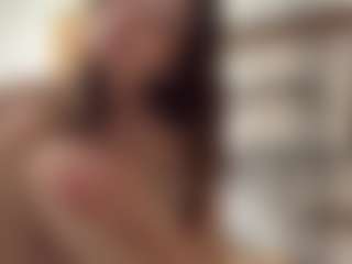 Live cam show with Kira - Asian Teen (18+) on sexylive.show
