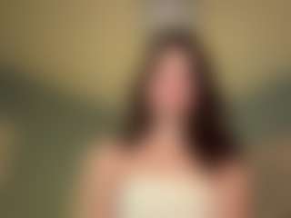 Live cam show with Kira - Striptease Asian on Ass Tok