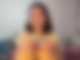 Live cam show with Kira - Yoga on AdultVida.com