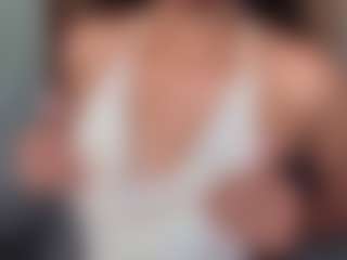 kharelys's Live Sex Cam Show