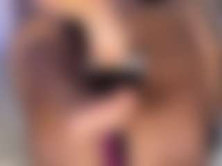 Live cam show with kharelys - Twerk on Dare Cams