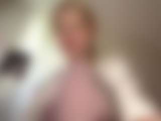 Live cam show with Lisa - Ebony on Milf Play | germany