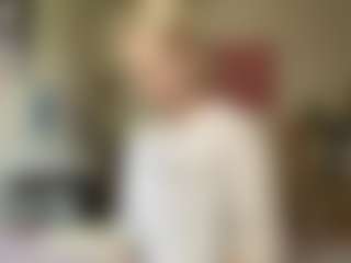 Live cam show with Lisa - Teen (18+) on Camming Site