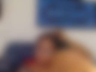 Live cam show with alexia1014 - Eating Pussy on slutload