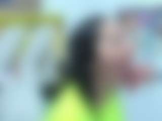 Live cam show with Luna - Hairy Pussy on Milfs Live