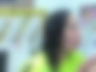 Live cam show with Luna - Hairy Pussy on camtv