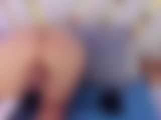 Live cam show with Luna - Bondage on liverealitysex.com