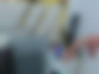 Live cam show with Luna - Moaning on fuklive.com