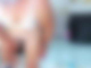 Live cam show with Luna - Hairy Pussy Brown Hair on Streamer API