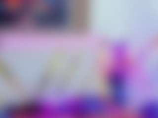 Live cam show with Luna - Hairy Pussy Brown Hair on Camsoda