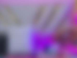 Live cam show with Luna - Oil on slutload