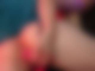 Live cam show with RubyRosa - Sexwebcam on StripNow
