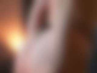 Live cam show with RubyRosa - Athletic on EXY