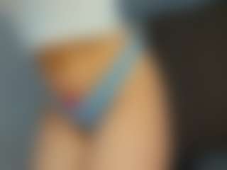 Live cam show with Asha - Toys on Cam Slut
