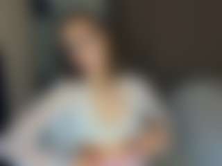 Live cam show with Asha - Living Room on CamClone
