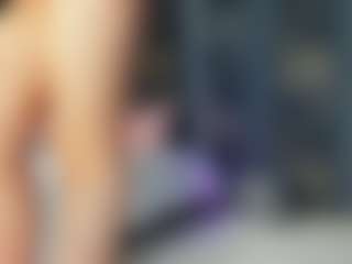 Live cam show with Asha - Foot Fetish on Dolls Live