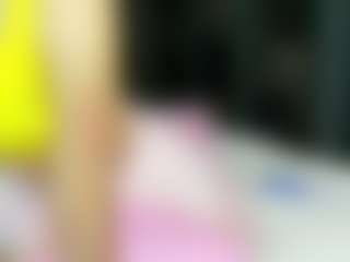 Live cam show with Asha - Athletic on AdultVida.com