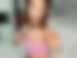 Live cam show with Asha - Skinny White on livesuperchat.net