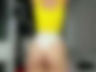 Live cam show with Asha - Erotic Dance on Dolls Live