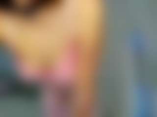 Live-Cam-Show mit Asha - Striptease auf Camsoda
