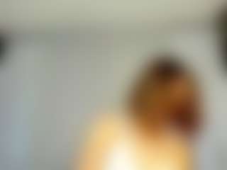 Live cam show with Asha - Normal on Camsoda
