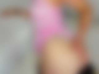 Live cam show with Asha - Teen (18+) on TottyGirls
