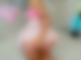 Live cam show with Asha - Skinny on Camsoda