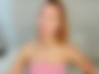 Live cam show with Asha - Blue Eyes on livesuperchat.net