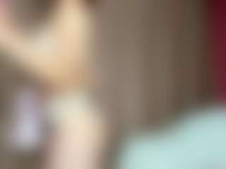 Live cam show with Asha - Striptease on StripNow