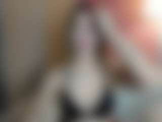 Live cam show with Asha - Athletic on CamClone