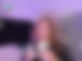 Live cam show with janneblossom - Gray Eyes on Dare Cams