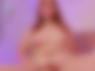 Live cam show with janneblossom - Uk on googirlz | colombia