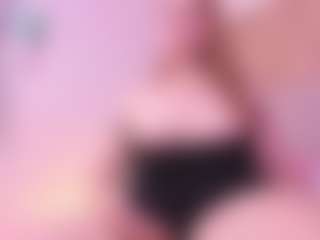 Live cam show with janneblossom - Drinking on nudelive.tv