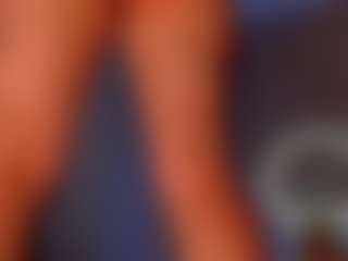 Live cam show with Sophia - Shaved on iamadamtest123.com