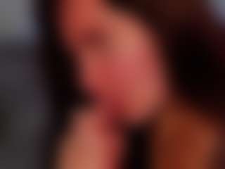 Live cam show with Sophia - Shaved on milfzrlive.com