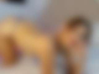 Live cam show with Nicol - Anal on MyBangCams