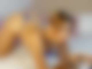 Live cam show with Nicol - Small Tits on Fling VIP Chat