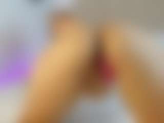 Live cam show with Nicol - Squirt on hotwifechat.live