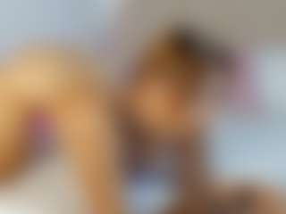 Live cam show with Nicol - Curvy on anonymated.com