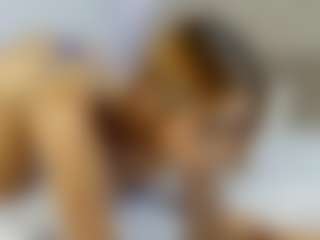 Live cam show with Nicol - Curvy on boobsie.com