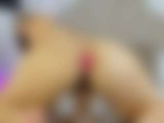 Live cam show with Nicol - No Drinking on Camming Site