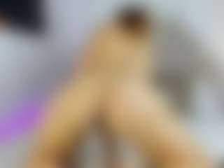 Live cam show with Nicol - Public on boobsie.com