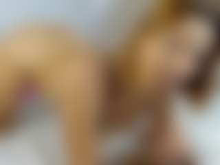 Nicol's Live Sex Cam Show
