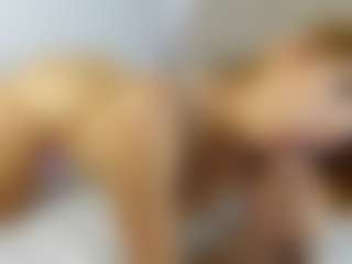 Nicol's Live Sex Cam Show