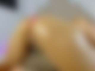 Nicol's Live Sex Cam Show