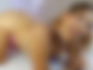 Live cam show with Nicol - Natural on Milfs Live