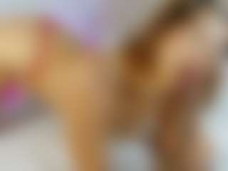 Live cam show with Nicol - Petite Toys on TottyGirls