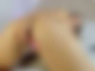Live cam show with Nicol - Fingering on Pornisteam.com