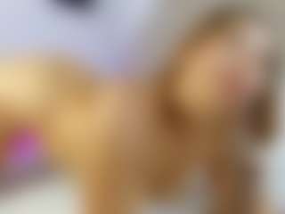Live cam show with Nicol - Small Tits Toys on Hubzter Live